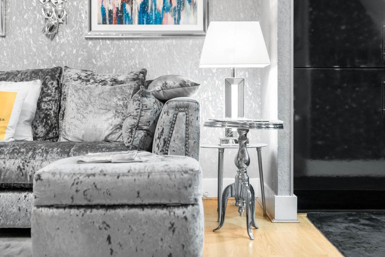 Luxury City Centre Apartment - Parking - Smart Tv - Wifi - Intercom Бирмингем Экстерьер фото