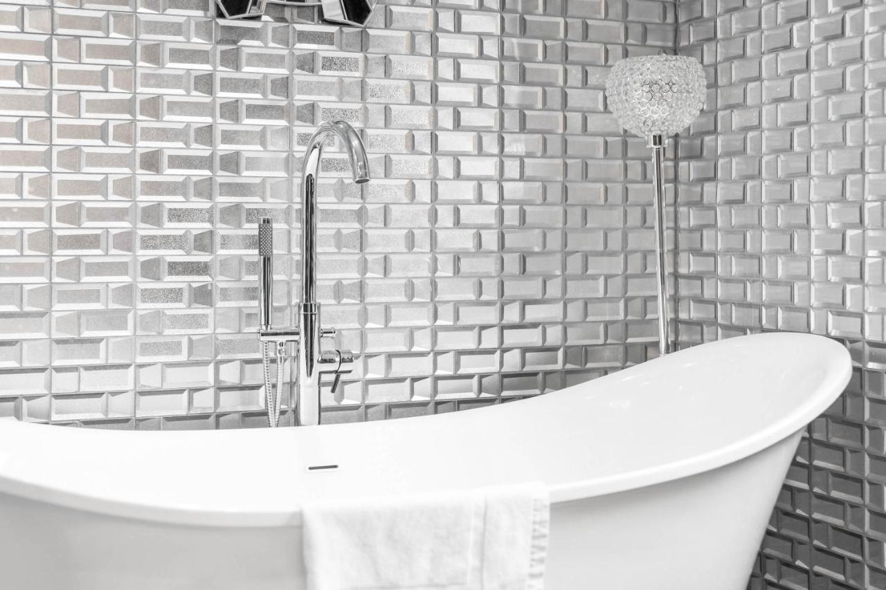Luxury City Centre Apartment - Parking - Smart Tv - Wifi - Intercom Бирмингем Экстерьер фото